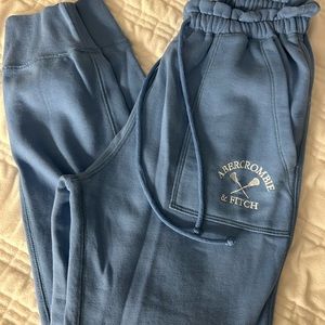 ABERCROMBIE AND FITCH